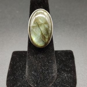 Labradorite Silver Ring 💎